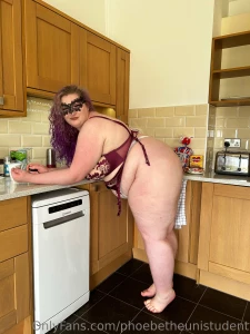 I need me an ass man cause i ve got lots of it