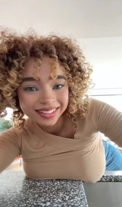 I like it when you stare but i like it more when you dm me