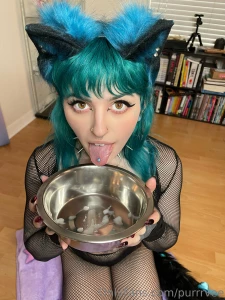 Hiii i filmed stuff today new video coming soon i m replying to more