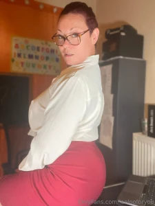 Bon mes loulous je vais devoir m absenter quelques heures d sol e mais