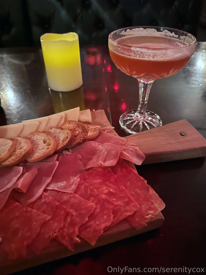 I love a dimly lit dive bar for meeting a date for the first time so part 1 