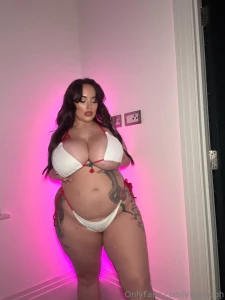 Scroll for titties part 13