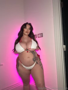 Scroll for titties part 8