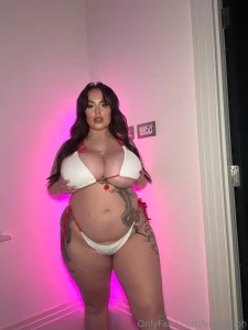Scroll for titties part 18
