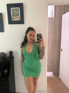 Me quitas el vestido o me lo quito yo