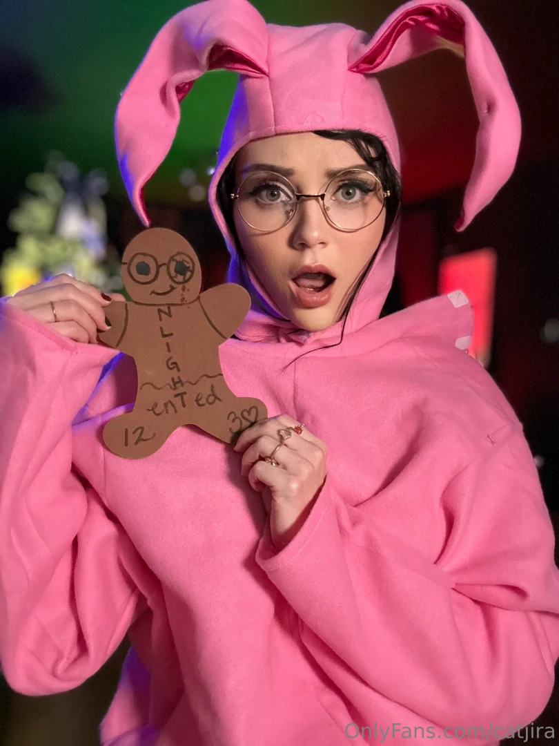 Obsessed with these cat cult catmas signs from chaturbate 