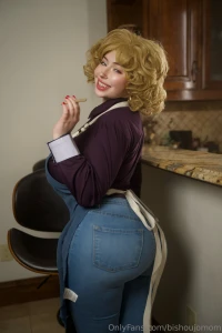 That 70s show got a lot curvier would you have a crush on kitty part 4