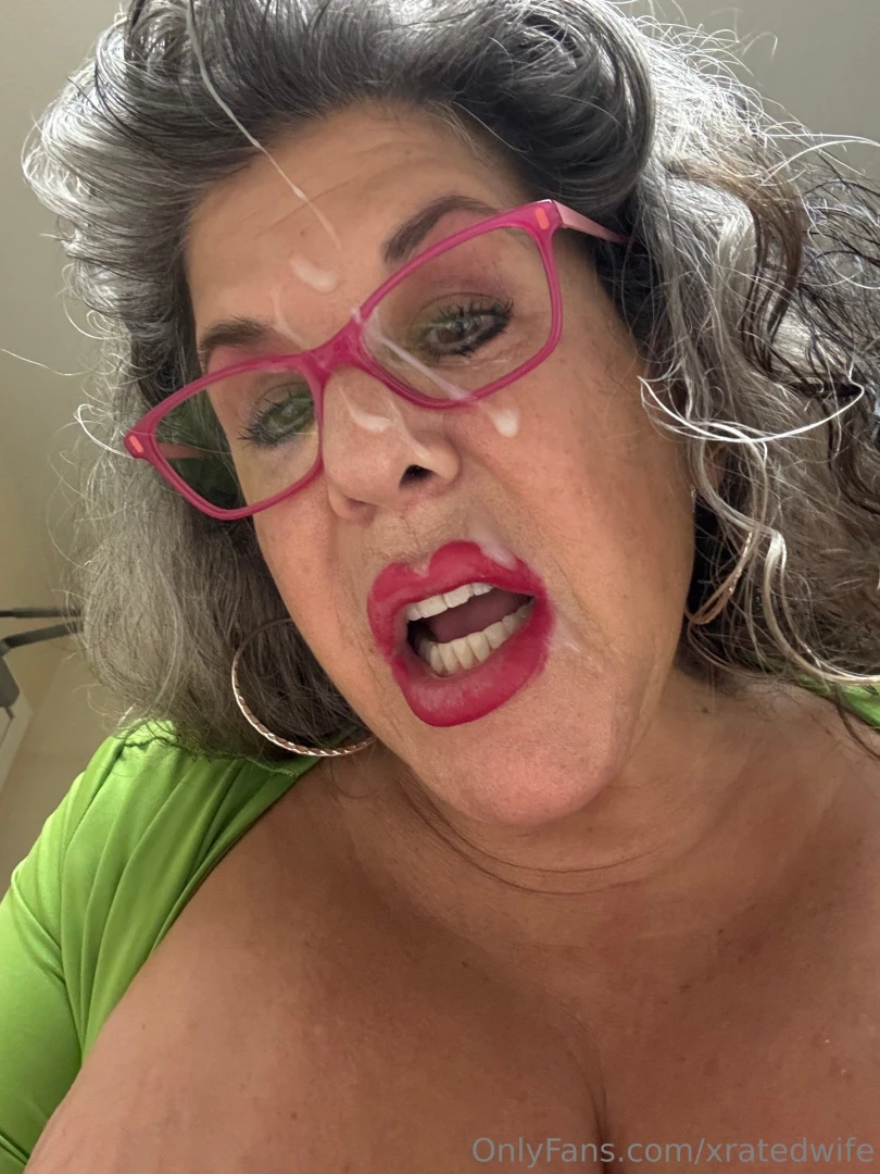 All of a sudden my face is covered in cum facial 