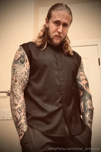 I ve been considering buzzing my head what do you guys think here s a part 7