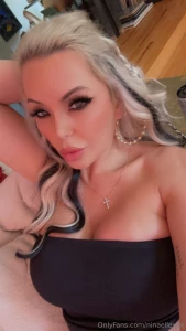 Take mommy shopping daddy if you want to treat me send me your budget