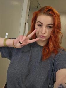 Good morningg and happy hump day should i tease you while you re at