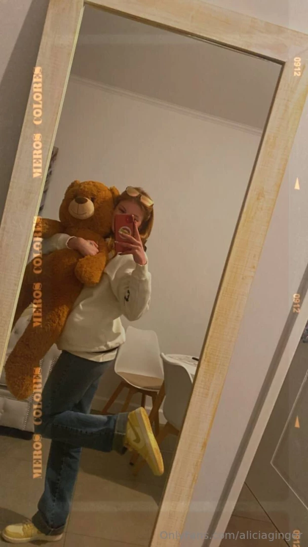 aliciaginger - Meet my new huggable friend isn t this teddy bear just the cutest can 