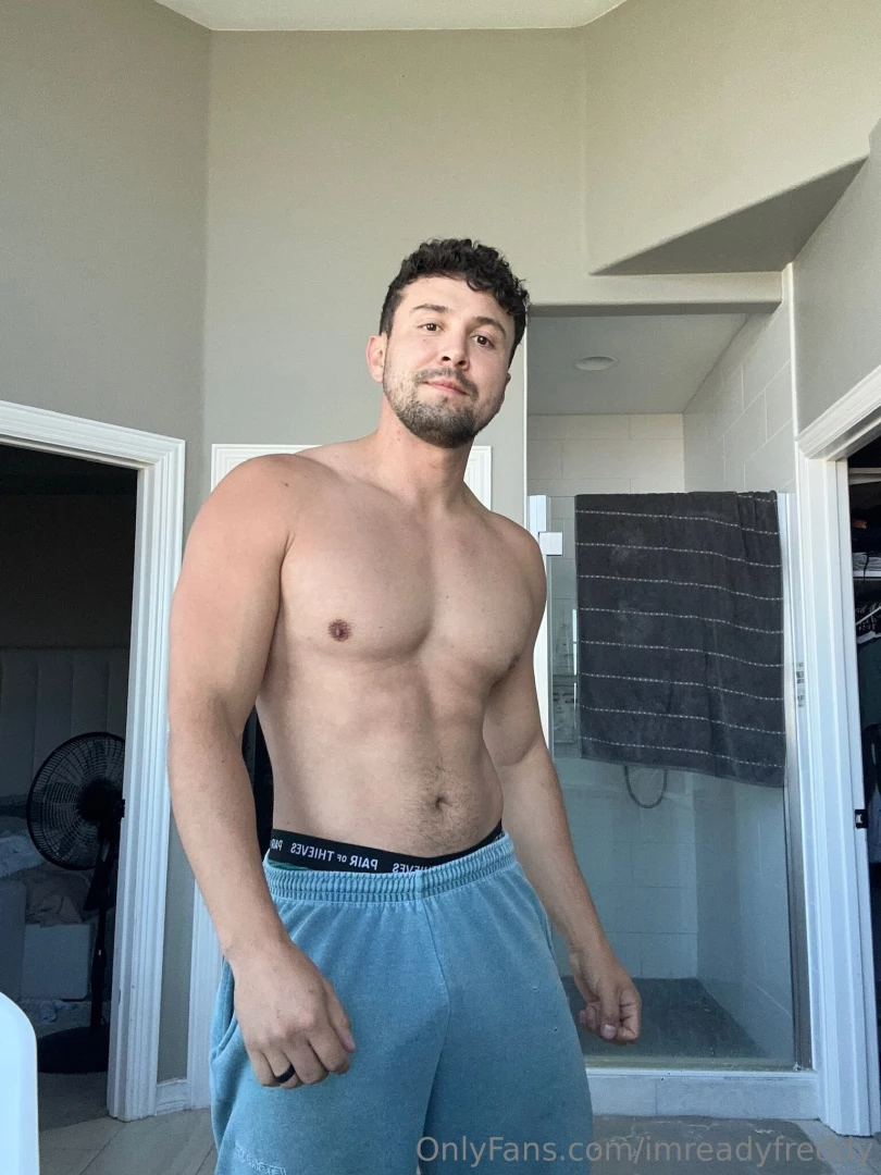 I really like who i m seeing in the mirror these days 