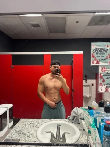 At least i can still get warm at the gym texas should not be this cold