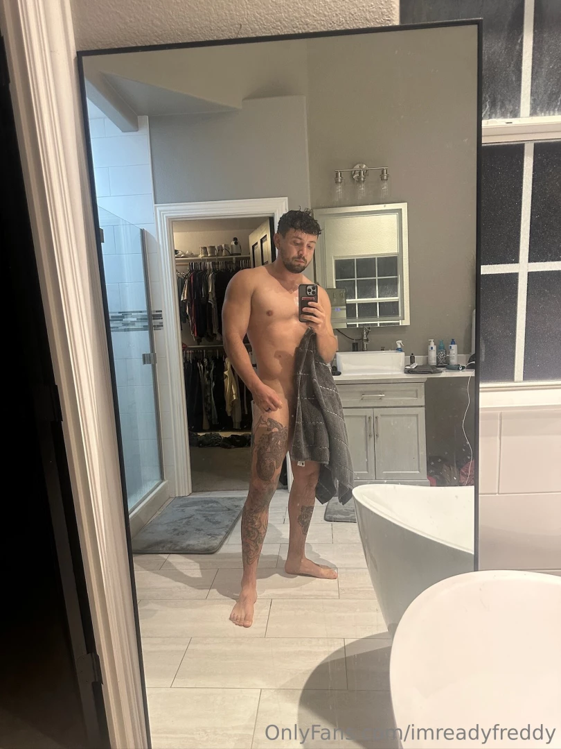 Shower s big enough for at least two 