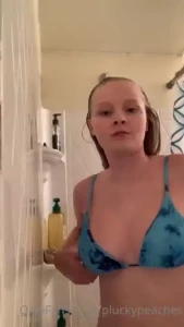 Just stripping outta my bathing suit for ya