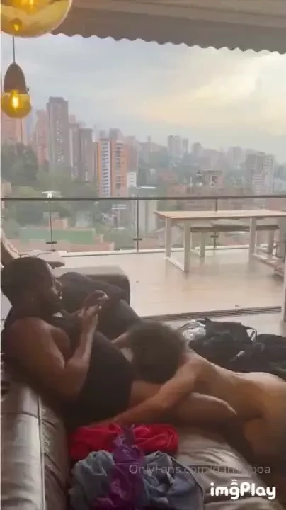 Boy and girl video pussy eaten and fucked this man really knows how to 