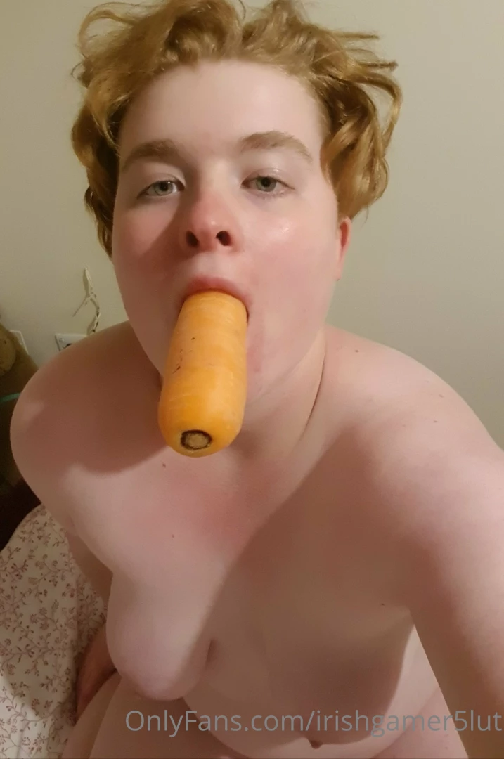 Put ur dick where the carrot is 