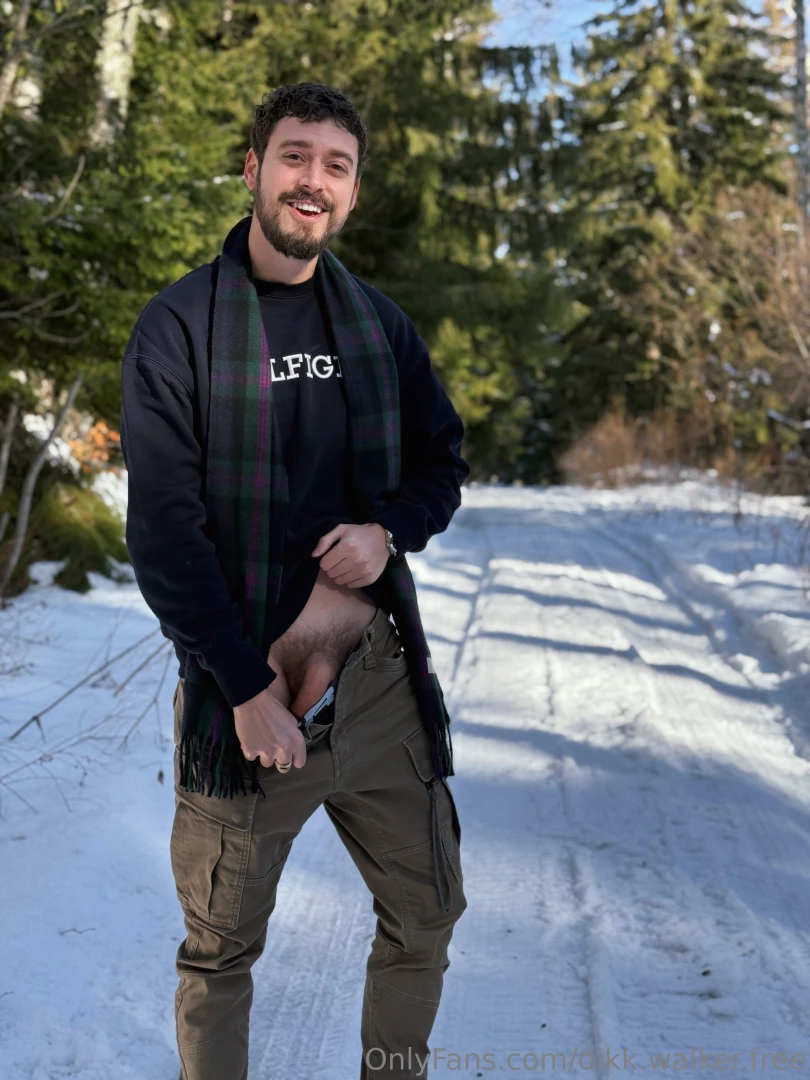 Santa is coming to town part 1 