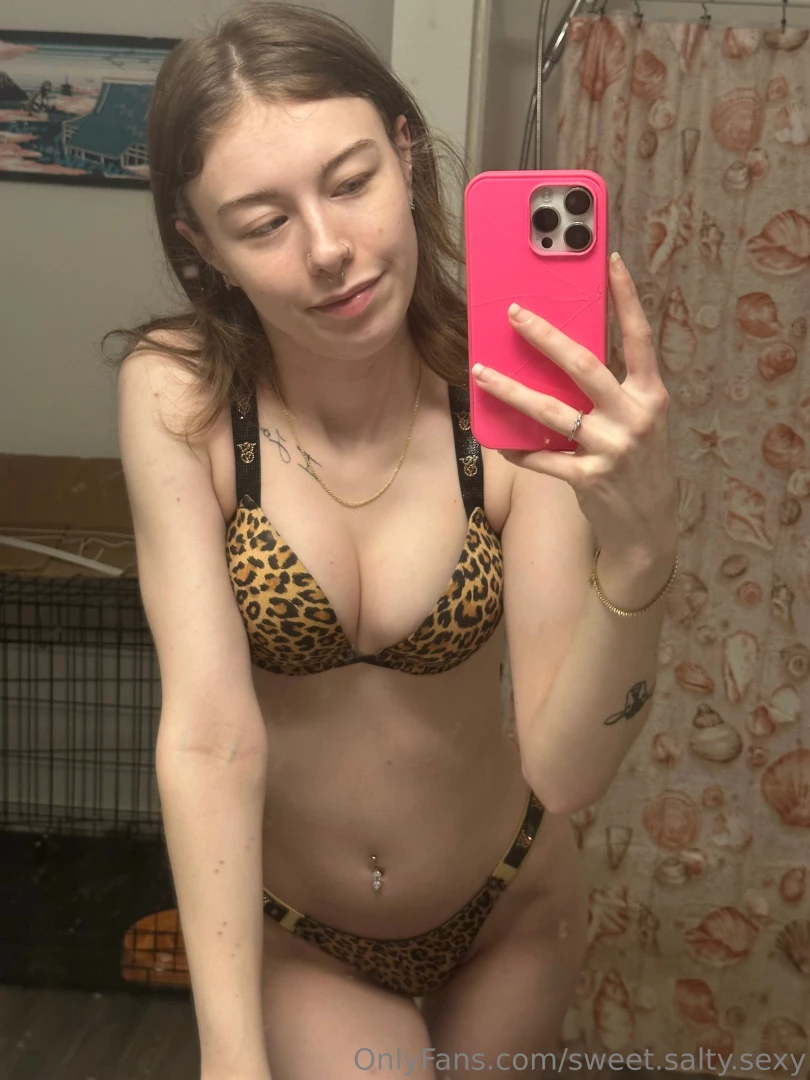 Hey babies don t forget i have a no ppv account with over 500 pictures 