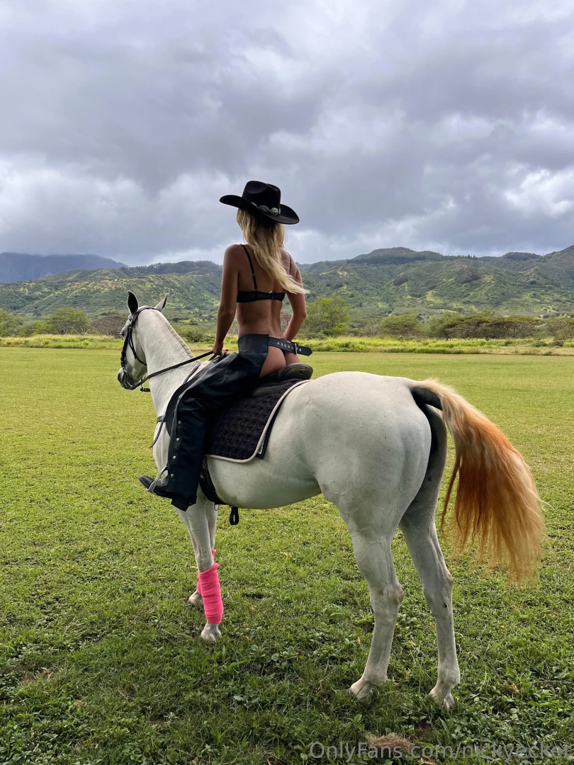 Save horsee ride a me or however the saying goes hehe 