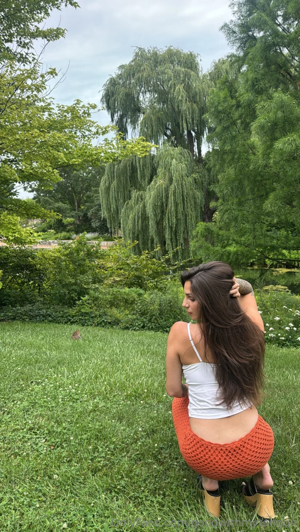 I wanted a pic with the bunny 