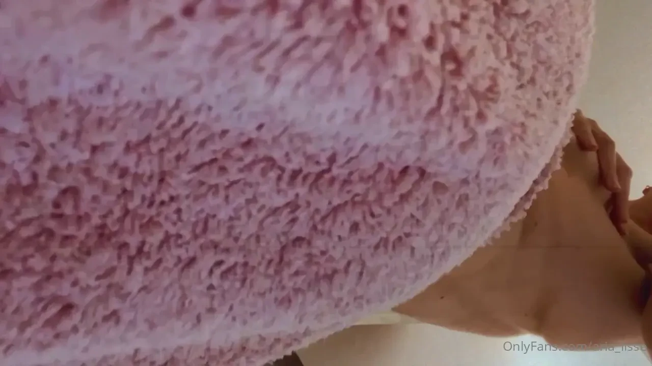 Una duchita a hot shower 