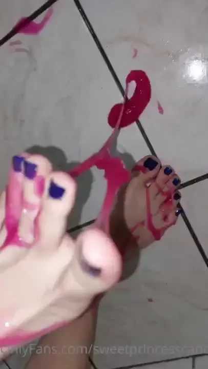 Do you like to see me playing with slime here s just to give you a 