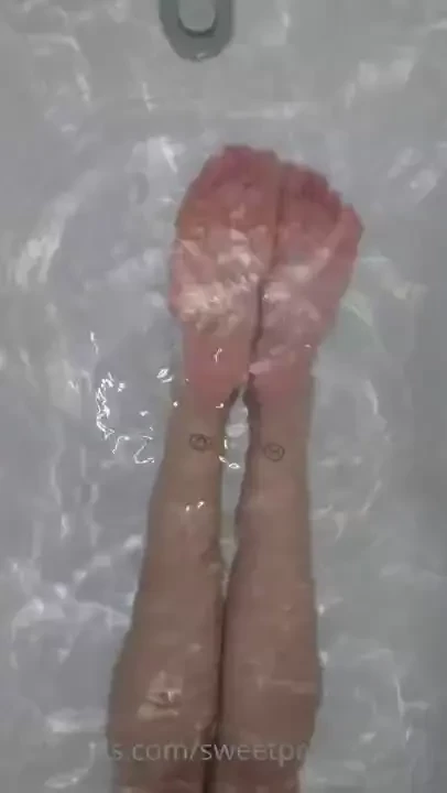 How my feet look after a long hot bath 