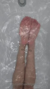 sweetprincesscandy - How my feet look after a long hot bath 