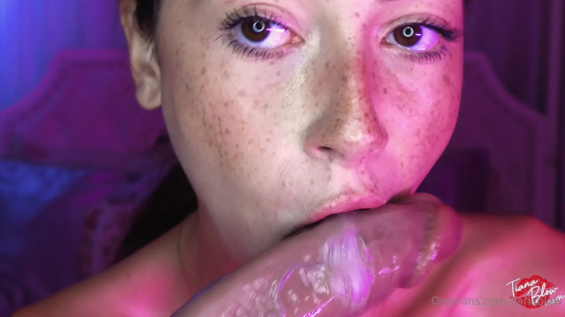 Closeup sexy slow sensual spit play solo bj https onlyfans com 