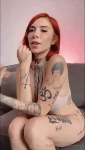 Estoy un poco caliente dime lo qu quieres baby