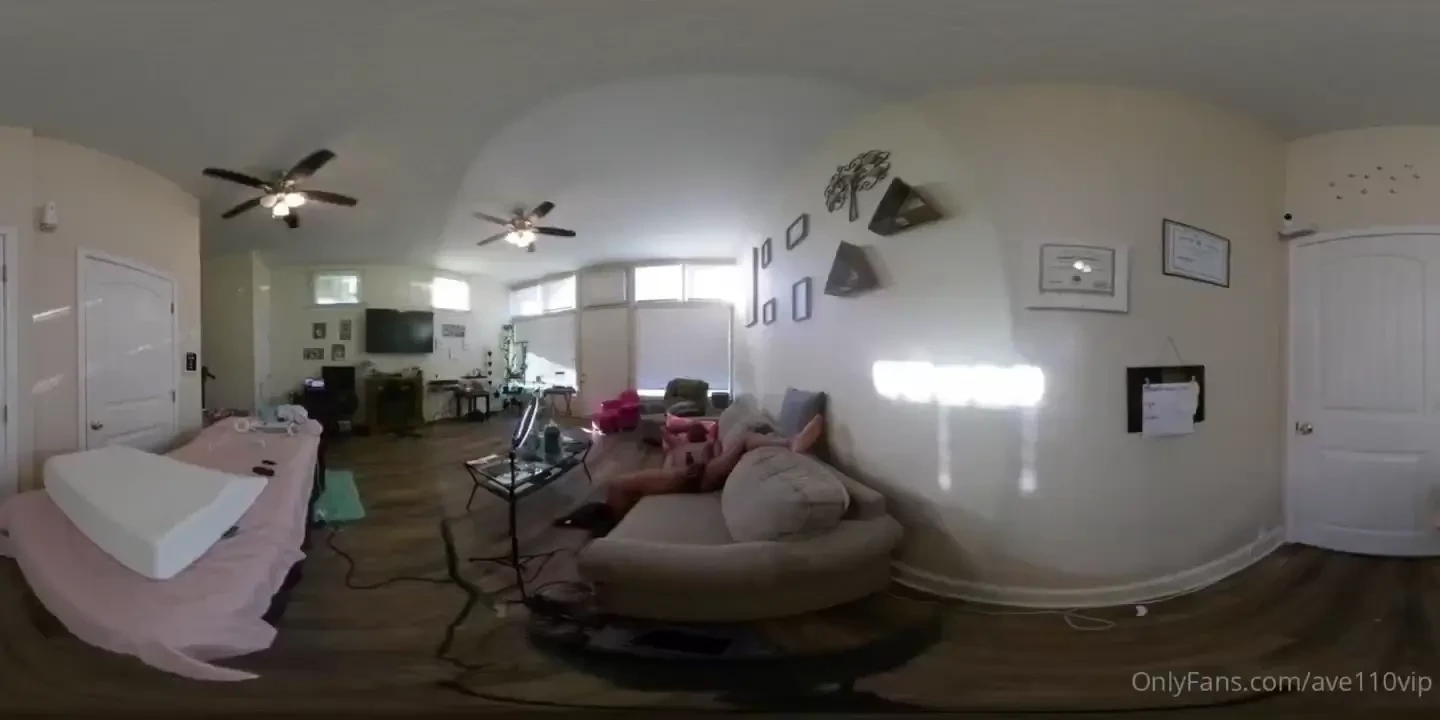 Ave 110 presents edge o vr watch as alexander crestwood test out part 1 