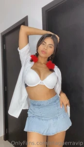 Let me know what you think with this outfit