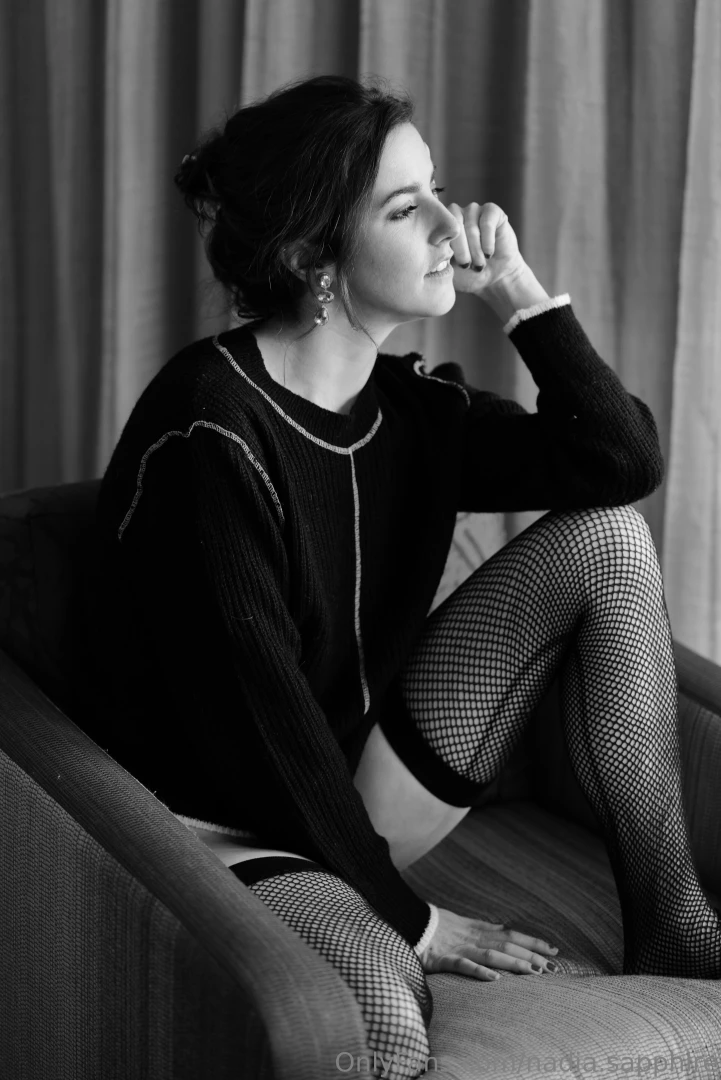 Dare to dive into the depths of desire with me this mystery monday 