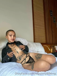 Red or black part 33