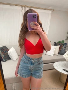 Should i wear this to class