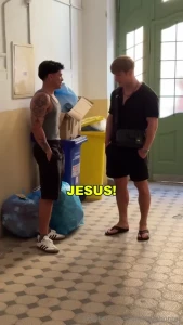 Picking up hot colombian who move to the same apparment building