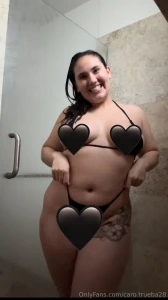 Fotos nuevas en la ducha en mi vip https onlyfans com caro trueba