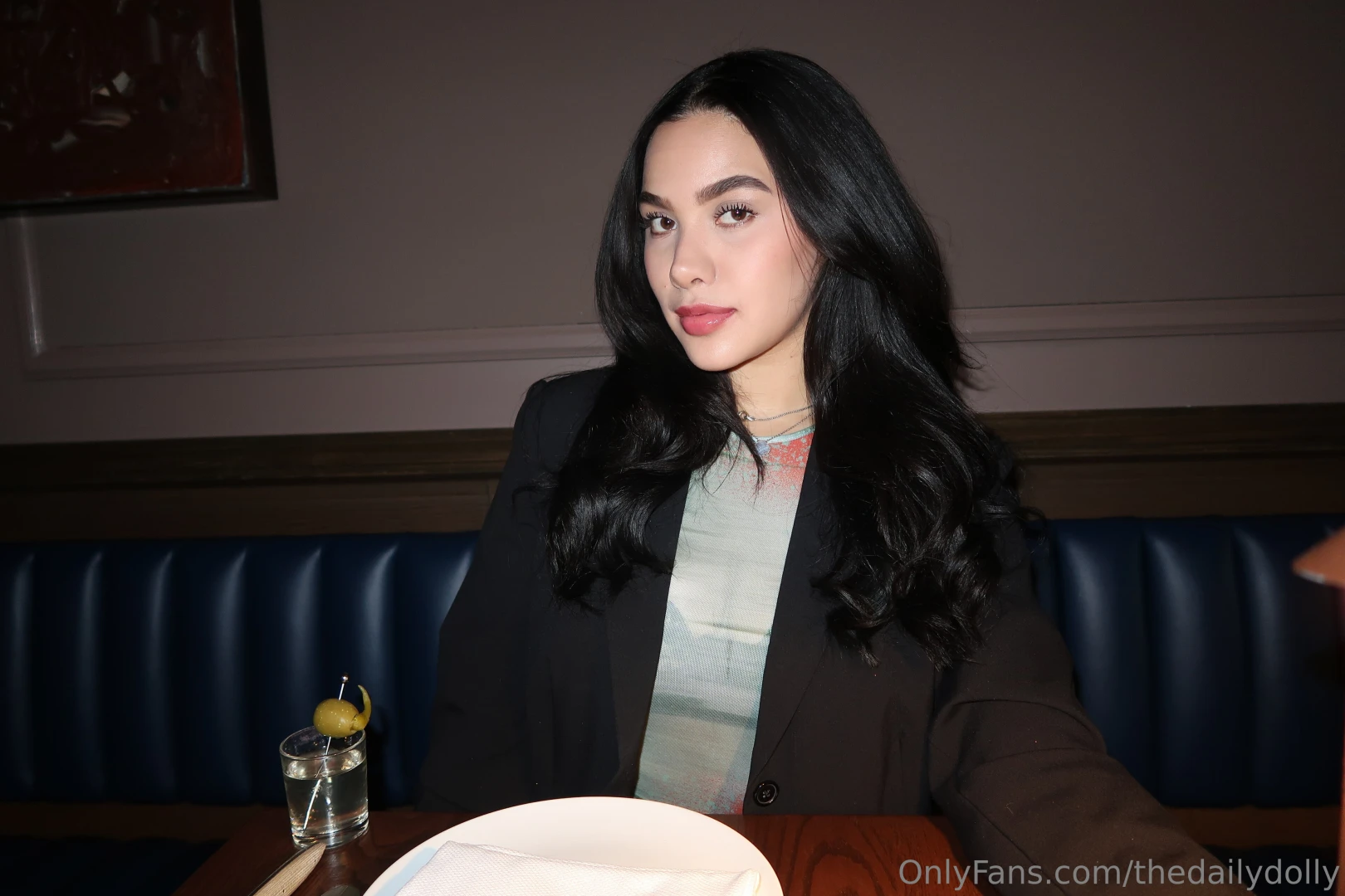 Sexy and classy is the attire 