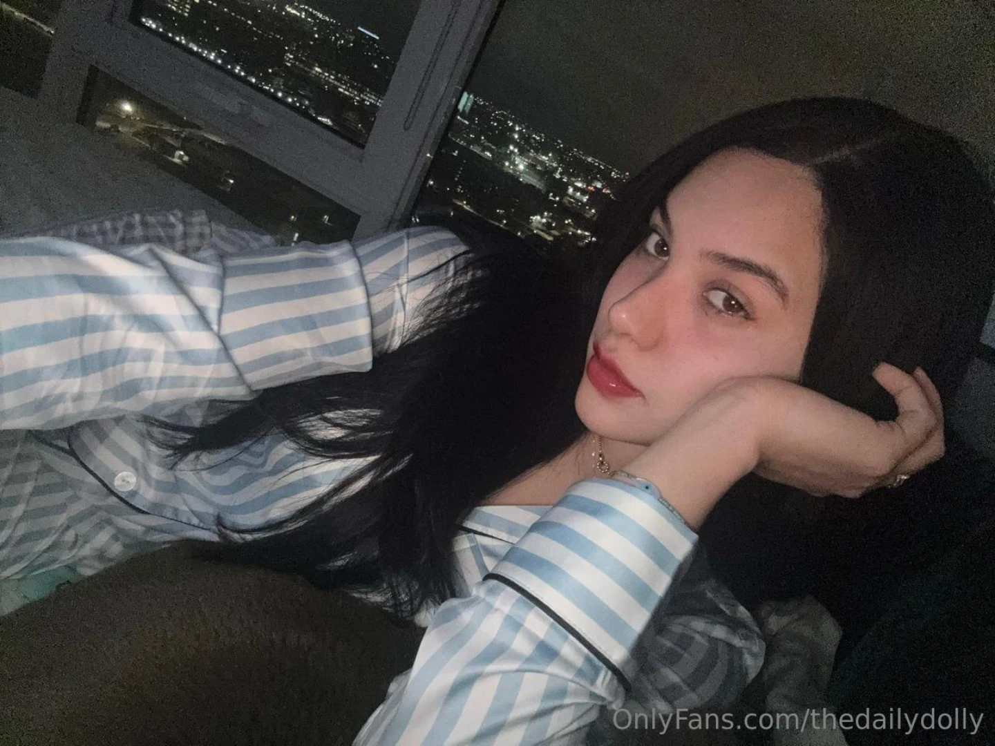 Can you come sleep with me 