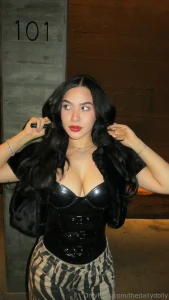 Elegance dances with a naughty twist tonight part 1