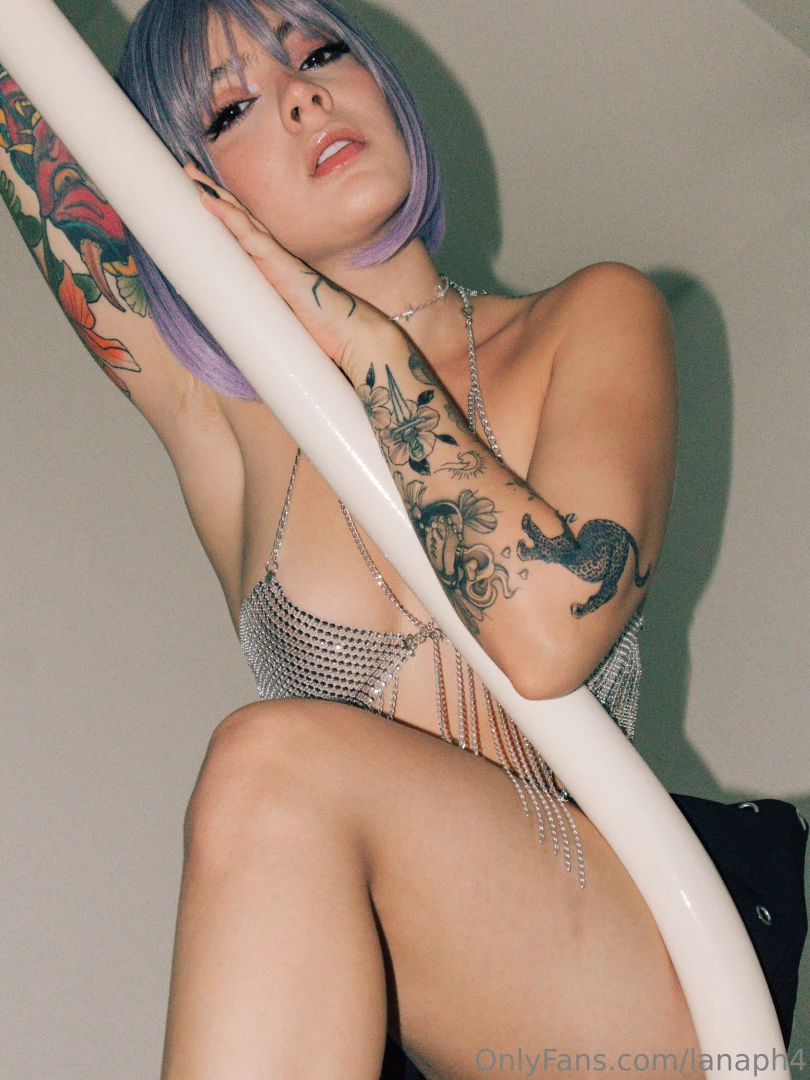 I want us to play on the web cam subscribe to my vip account lanaph_ 