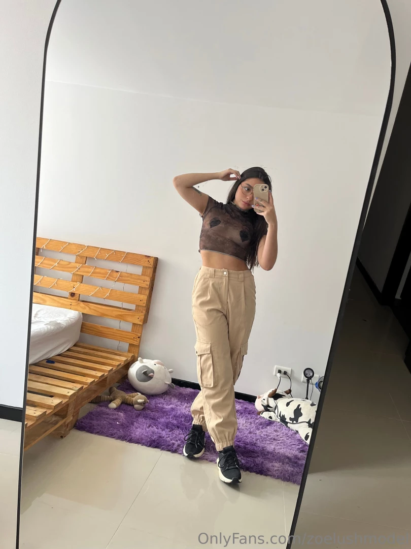 Which outfit do you like best or looks best on me part 2 