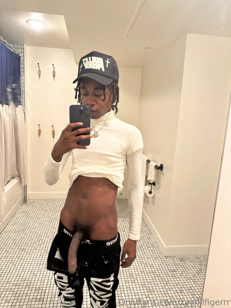 Please listen very important message a little voice message explaining 