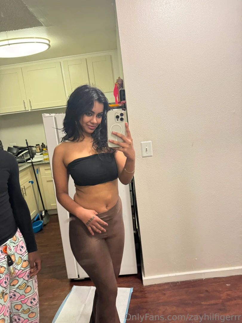 Made style numi came over asked me to relieve her stress so we both part 1 