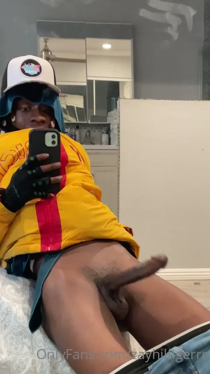 I want my dick sucked anyone 