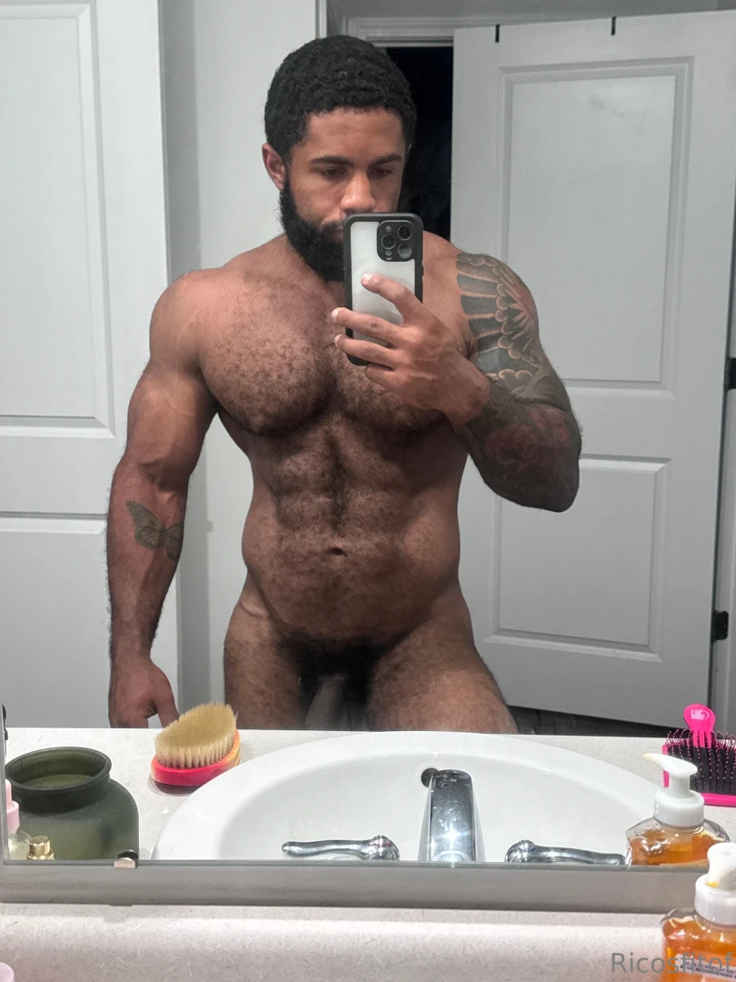 Nice and hairy 