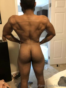 Who s blessing daddy on there payday 5- 3 pics 10 - video