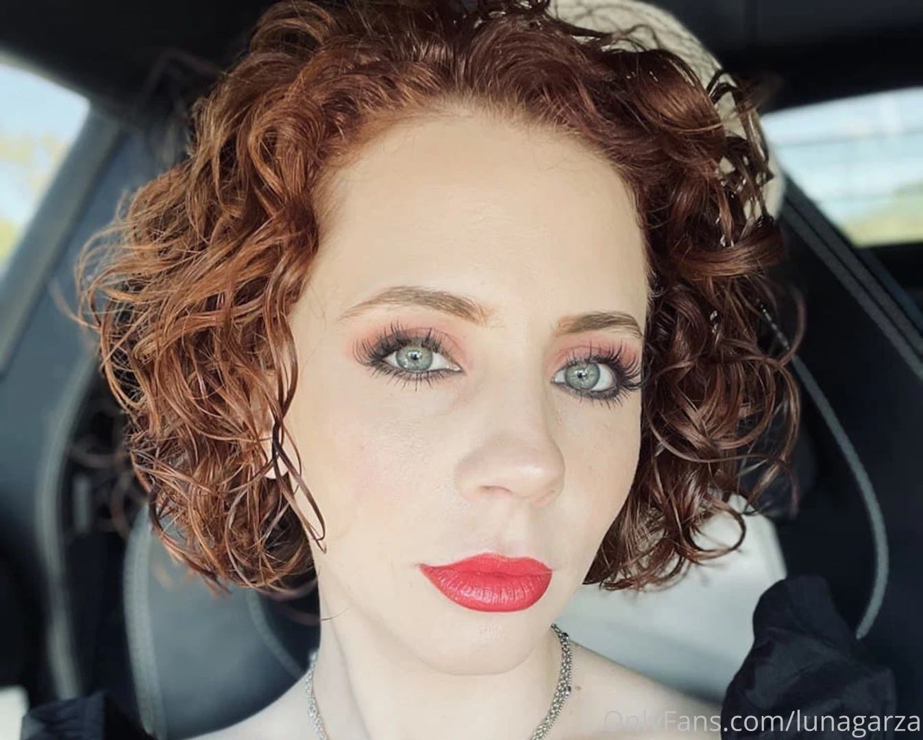 I realized today that i store a lot of my power in my glossy green 